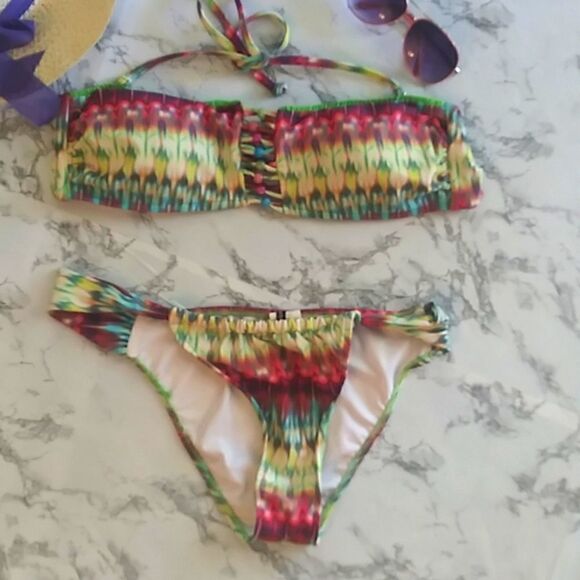 Tie dye  bikini with string sides and bead accent - Picture 2 of 12